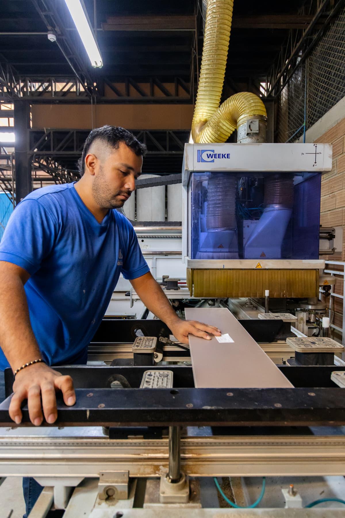 Corte CNC en operación